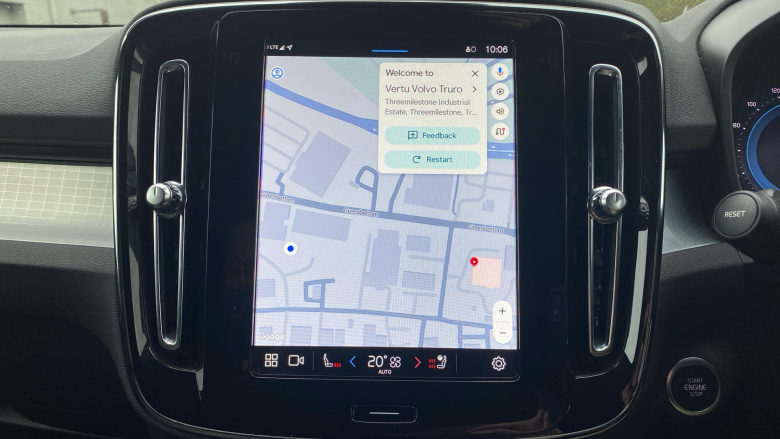 Volvo XC40 2.0 B4P Plus Dark 5dr Auto Petrol Estate